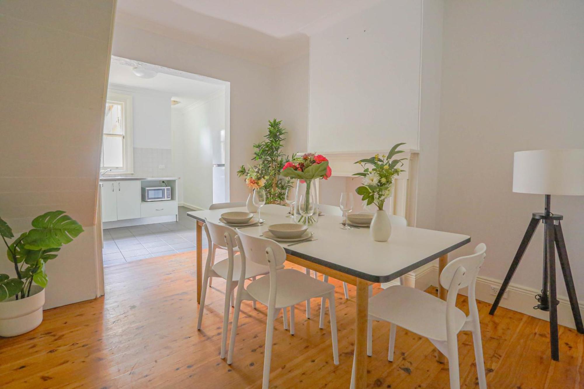 Elegant 2 Bedroom On The Edge Of Downtown Dowling St